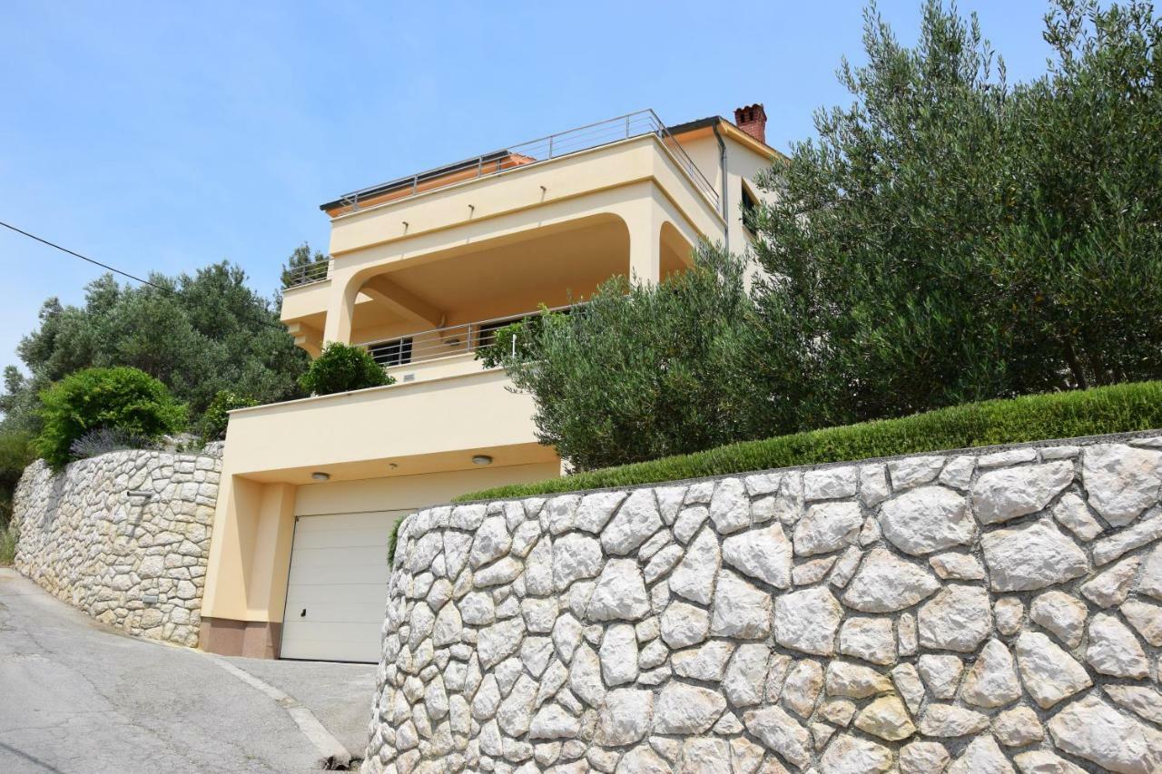 Charming Villa Rab Rab Town Exterior photo